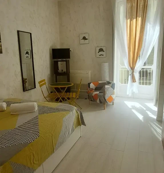 studio near Via Belfiore