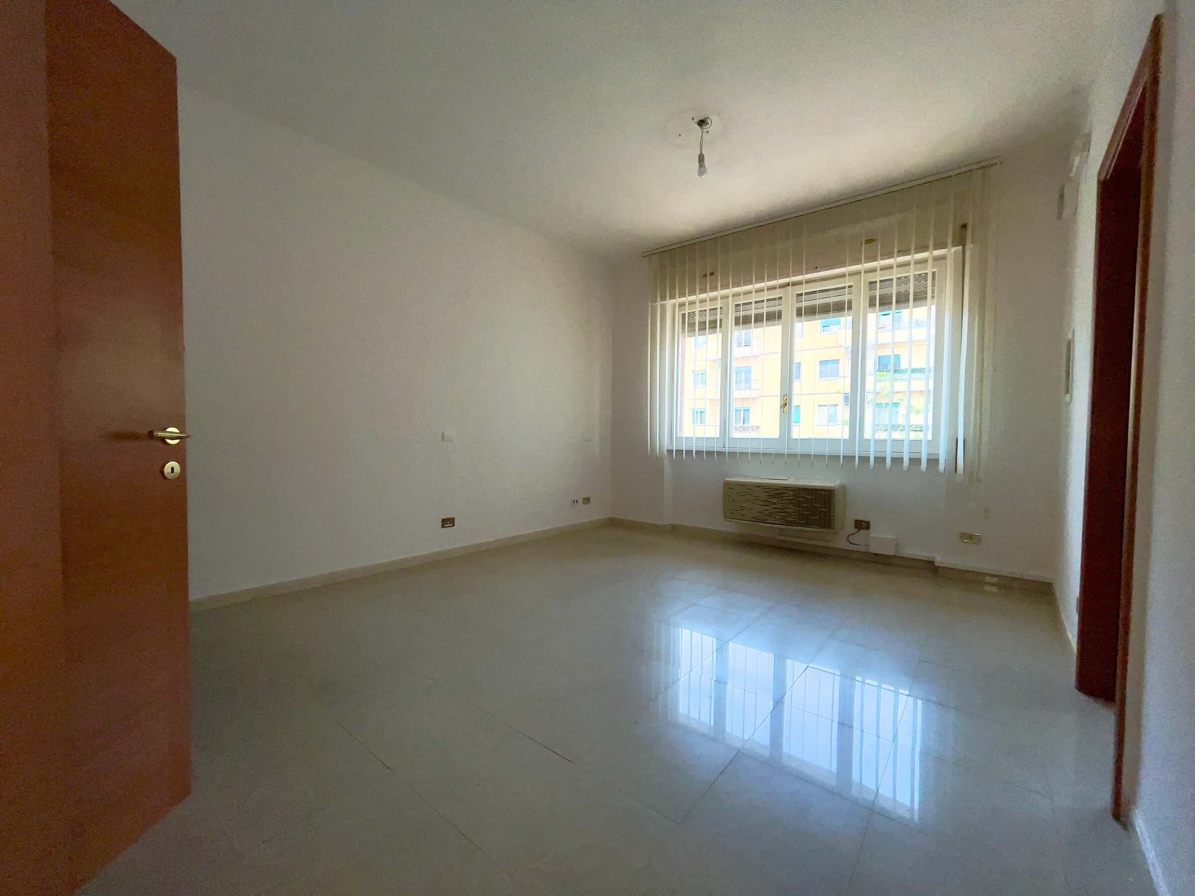 Appartamento di 120 m² in Via Ulderico Sacchetto, Lido di Ostia con 2 camere