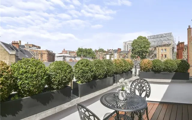 Pont Street Knightsbridge London SW1X 4