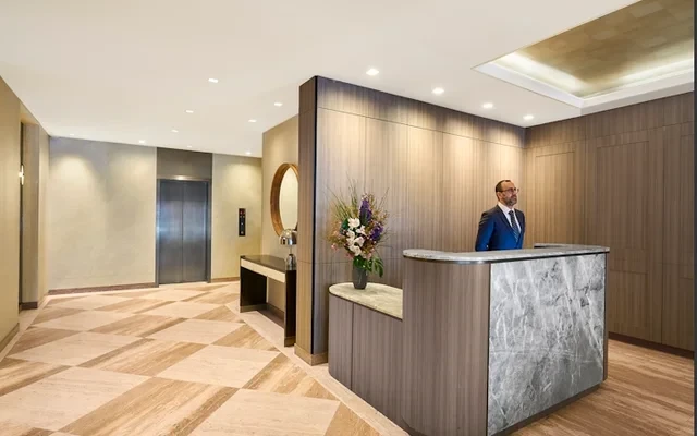 220 East 72 4