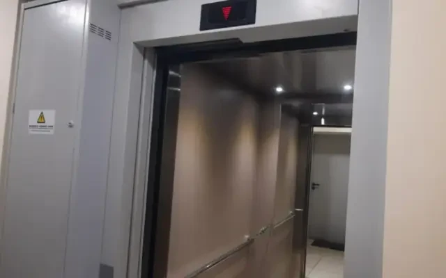 studio near Rue de l'Arbre Sec 0