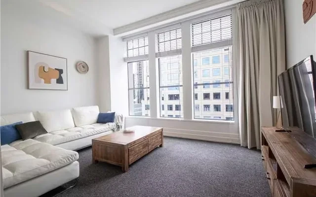 35 Hobson Street 2