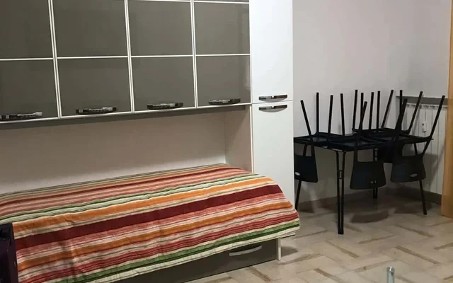 Apartment in Via Genova, Venezia for 30 m² 2