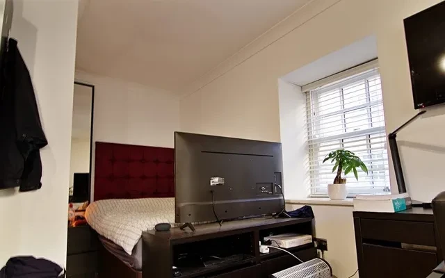 St. Leonards Gate, Lancaster - Flat 7, Rhodes House 3