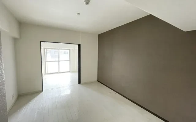 Li Forruchie Osaka Castle 3