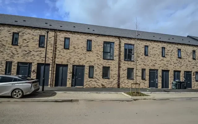 Entire Place·3B2B···59 Parkes Avenue 0