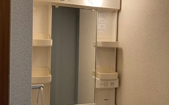 VINGT-SEPT Kimegasa 2