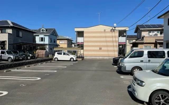レオパレスアルシオネ 4