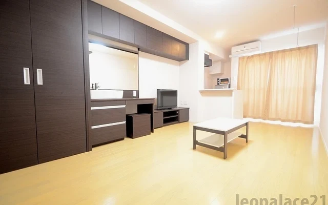 レオネクストミルティーユ 3