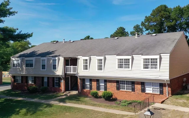 London Towne – Studentenunterkunft in Richmond VA
