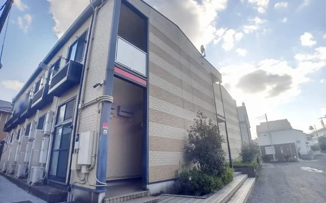 レオパレストラオム 0