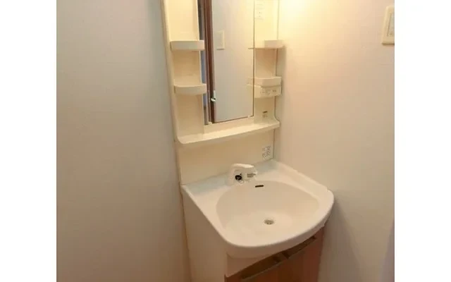 Urban Palace 762 1