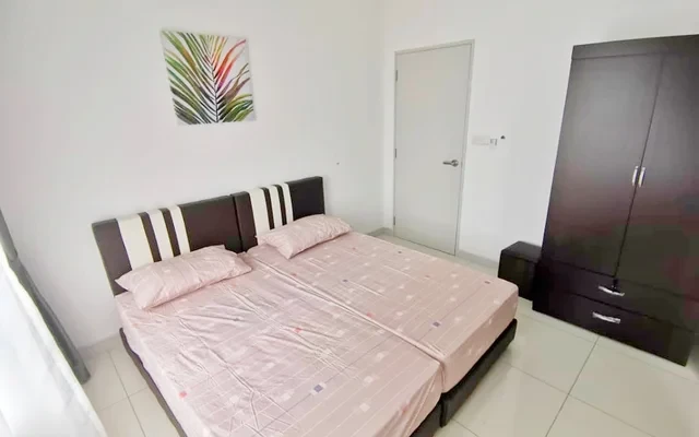 Riana South - ZR 3