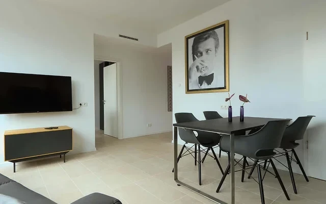 iFOUR- Cosy Apartment in the center of Bonn 2
