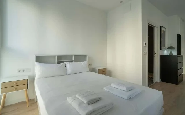 Luminoso Estudio en Centro de Valencia E1 1