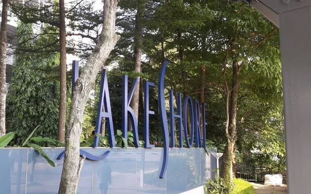 The Lakeshore - Allan 1