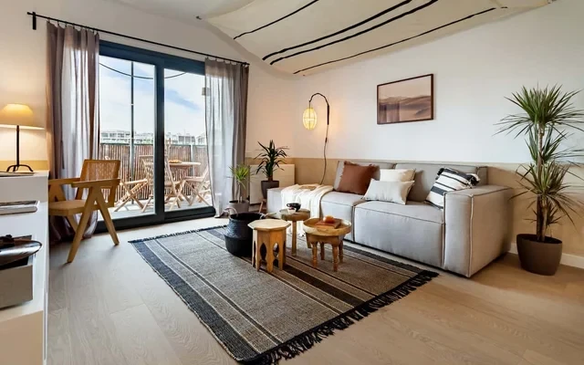 Idir - 2 bedrooms, a pool and terrace in Poblenou 1