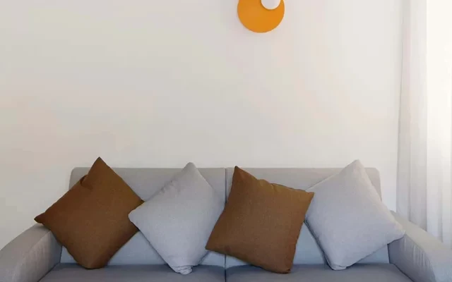 Avant-garde 1-bed flat w/ modern amenities 2