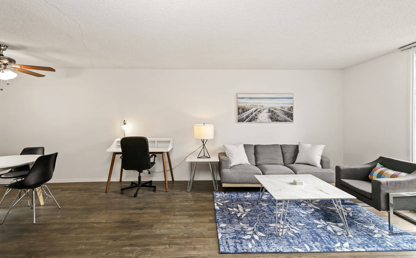 Private Room in 2 bed