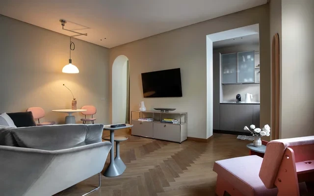Via Manzoni 25 - Design Suite 43 3