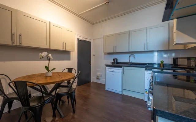 109 Mount Pleasant Road 3