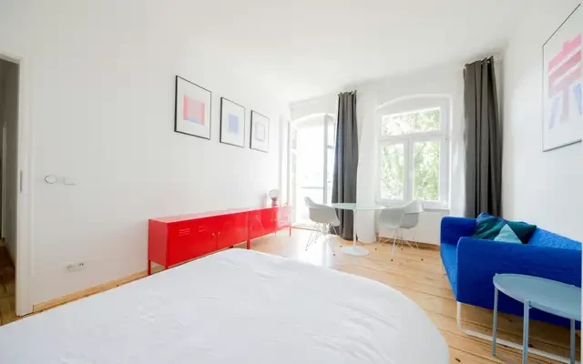 Lehderstrass 4