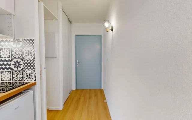 Apartment in Avenue Général de Gaulle, Bron for 20 m² with 1 bedroom - chỗ ở sinh viên tại Buron - Studio