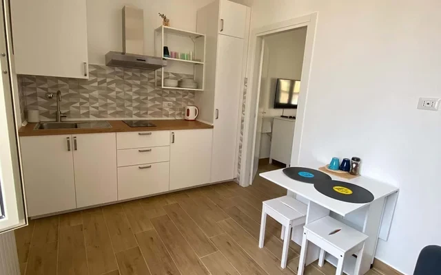 Appartamento in Vico Banchi Nuovi, Napoli 3