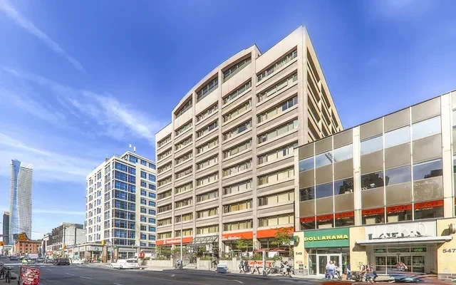 The Residences Of 555 Yonge Street 1