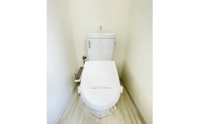 Asahi Palace-Room 201 1