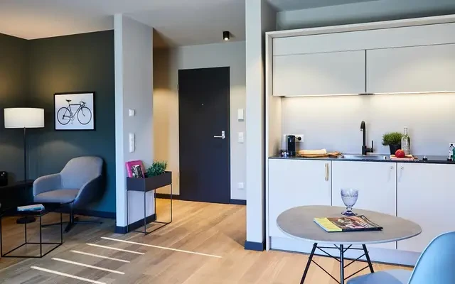 Serviced Apartment with balcony in WOLFSBURG - L+ 4