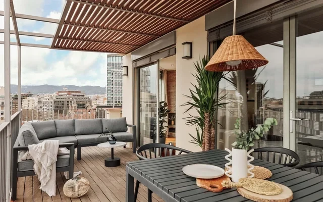 Misir - 2 bedrooms and terrace in Eixample Dreta 0