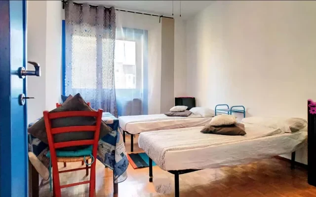 Appartamento in Via Ferrante Aporti con 5 camere da letto 4