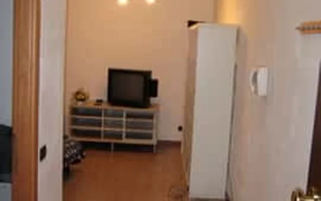 Apartment in Via Caduti in Missione di Pace, Milano for 100 m² with 2 bedrooms 2
