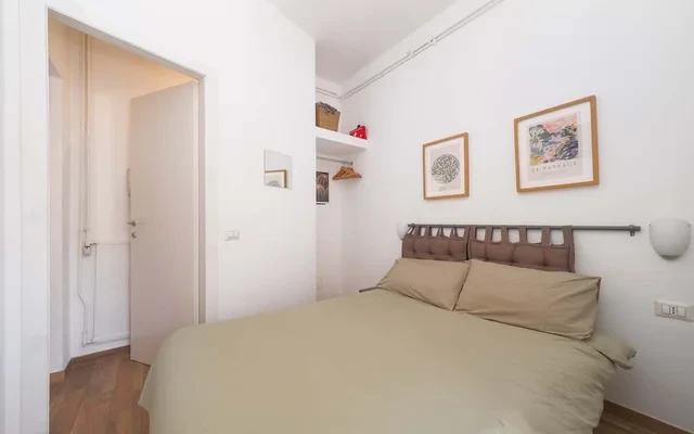 Appartamento in Via del Commercio, Roma 2