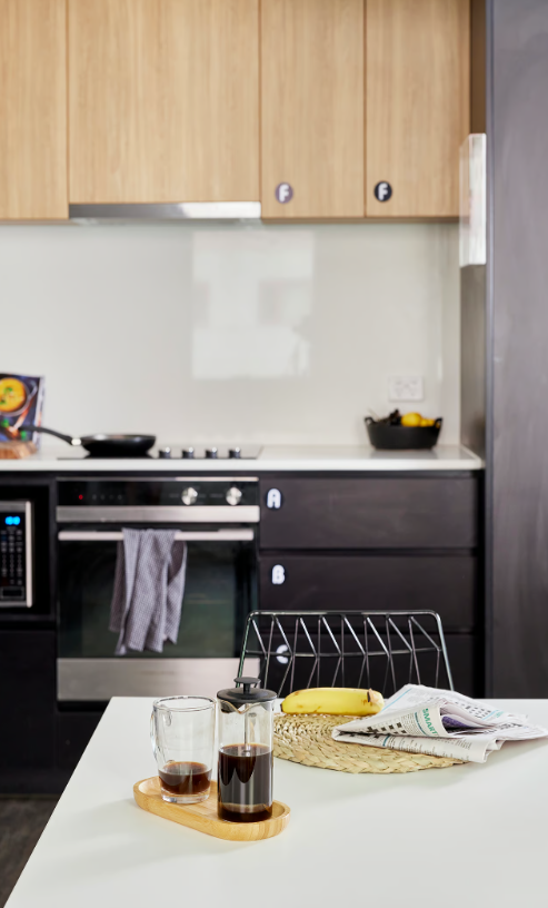 Twin Room in 6 Bed Apartment
