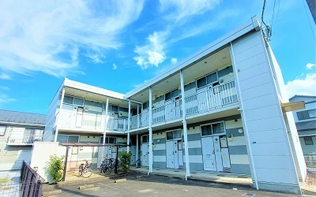 レオパレスＭＡＲＩＮＥ 0