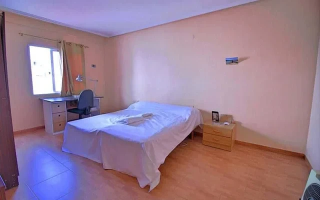 Piso de 4 habitaciones en Algiros 2