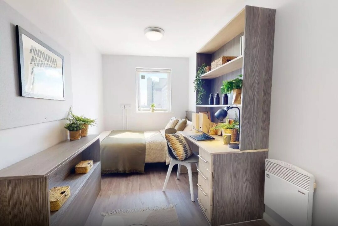 Silver Three Bed Apartment