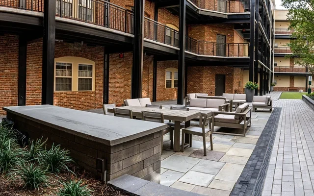 Thames Point Apartments 2