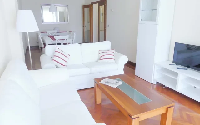 Apartamento con 3 habitaciones y un bano 0