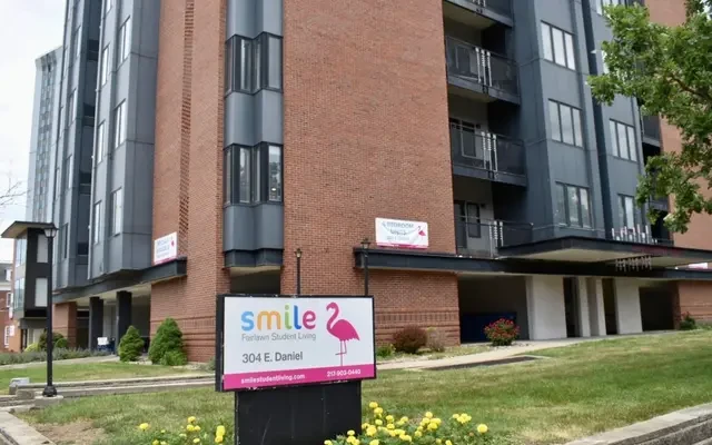 304 E Daniel, Champaign, IL 61820 0