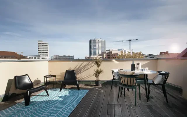 Fancy double bedroom in a 4-bedroom apartment in Charlottenburg  4