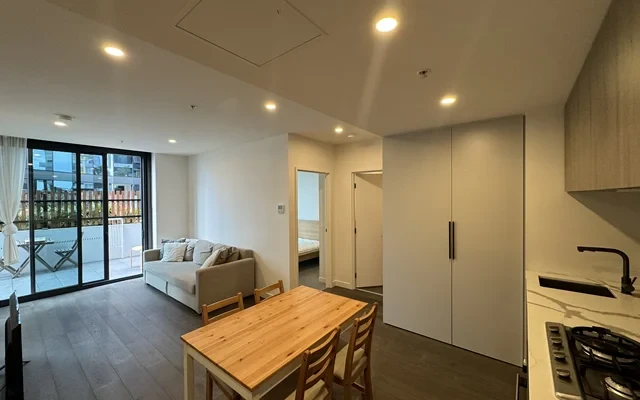 410/393 Spencer Street 1