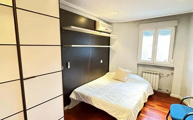 1. Calle San David 2, 7º B 3