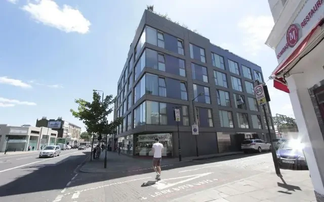 apartment in Shadwell 0