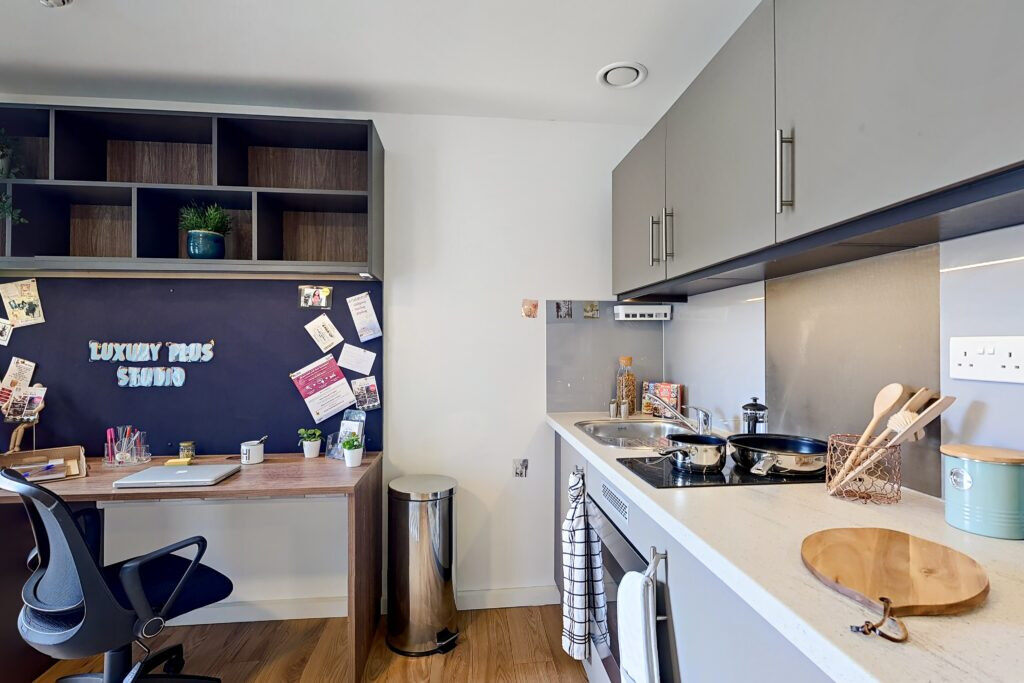 uhomes.com | Student Accommodation, Housing, Flats, Apartments for Rent