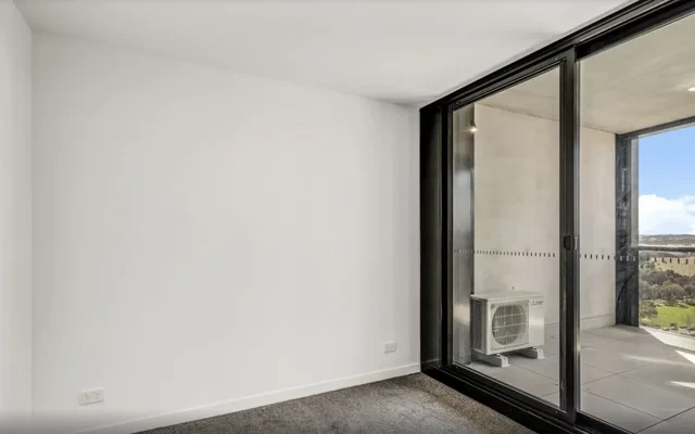 2 Grazier Lane 4