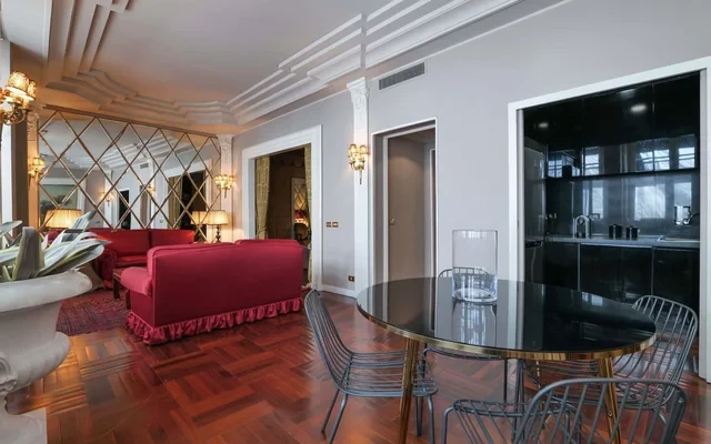 Galleria Luxury 2