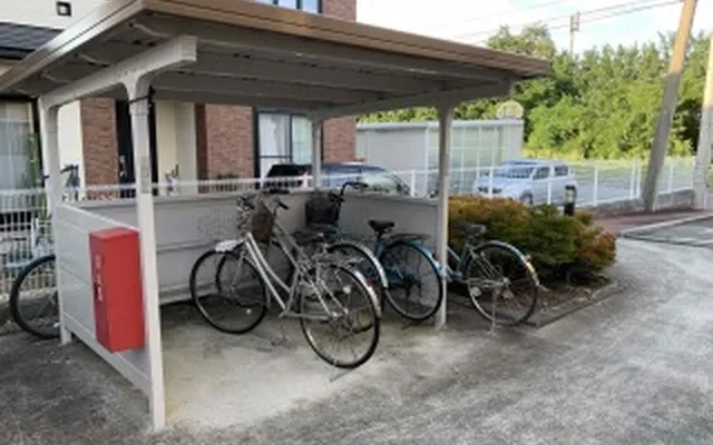 レオパレスレインボー 4